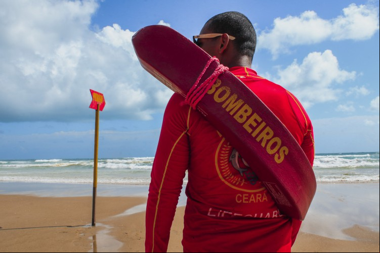 Foto de apoio ilustrativo: o Corpo de Bombeiros Militar do Estado do Ceará (CBM-CE) registra queda de 20%, com relação a salvamentos por afogamentos. Mesmo assim, não alcançam meta