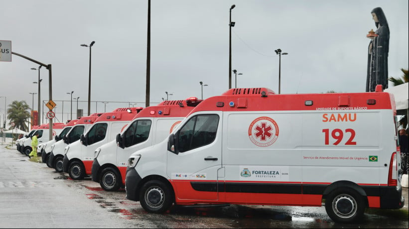 Três ambulâncias são de e avançado e outras sete são unidades de e básico