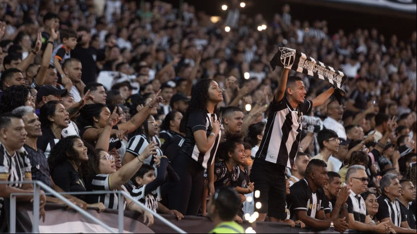 Torcida do Ceará no jogo Ceará x São Paulo, no Castelão, pelo Campeonato Brasileiro Série A 2025 
