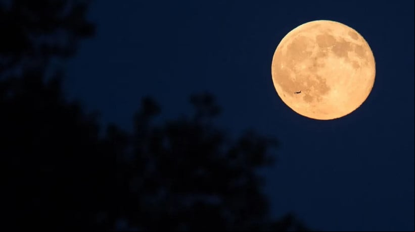 Lua cheia em plena sexta-feira 13 desperta lendas sobre lobisomens, azar e forças ocultas
